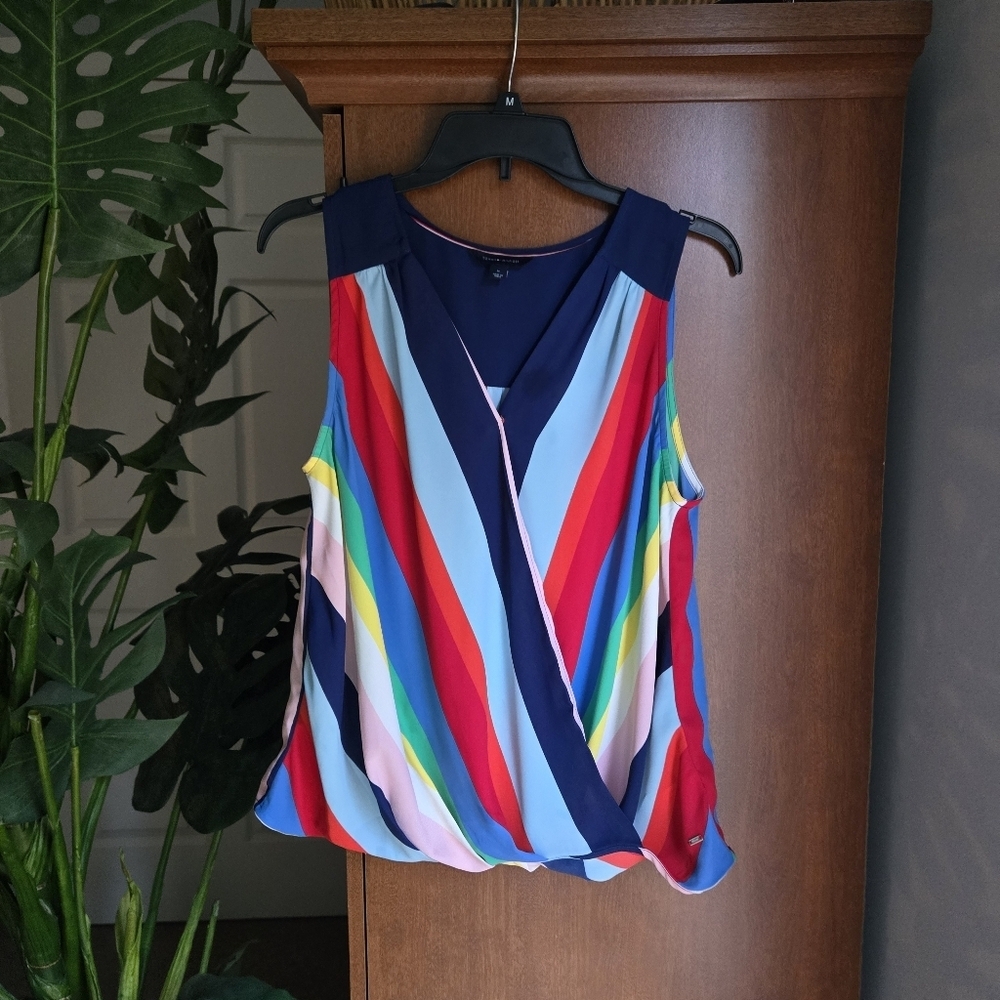Tommy Hilfiger Colorful Striped Light And Sheer Sleeveless Blouse Size Medium